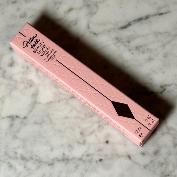 Charlotte Tilbury Beauty Highlighter Wand | Pillow Talk | NEW MAKEUP - Picture 2 of 4